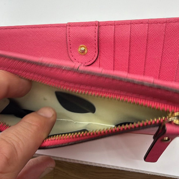 Kate Spade Continental Pink Saffiano Leather Wallet - Picture 4 of 8